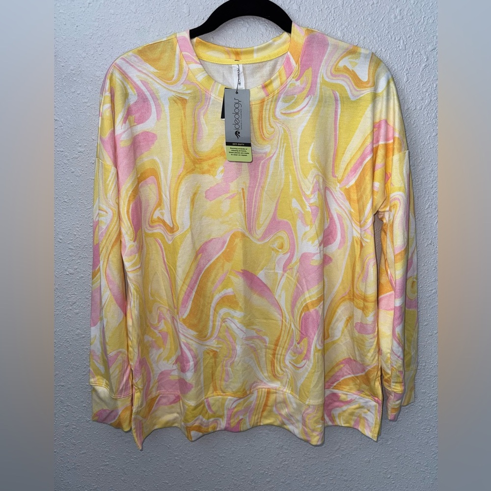 NWT ID Ideology long sleeve shirt